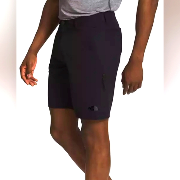 Men's The North Face 5 Pocket Black Hiking, Fishing, Wandering Shorts - Picture 1 of 7